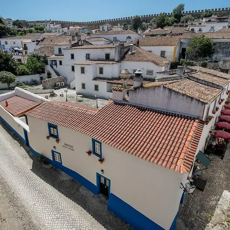 Patio House Bed & Breakfast Óbidos
