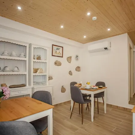 Patio House Bed & Breakfast Óbidos