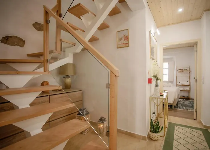 Pátio House Alojamento de Acomodação e Pequeno-almoço 4*