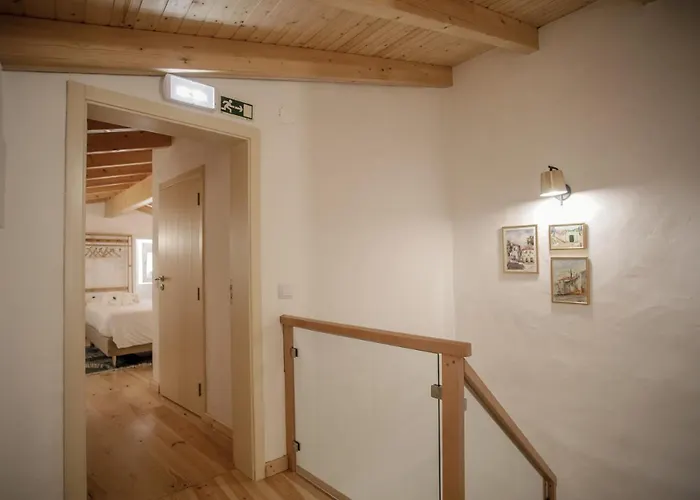 לינה וארוחת בוקר Patio House אובידוס