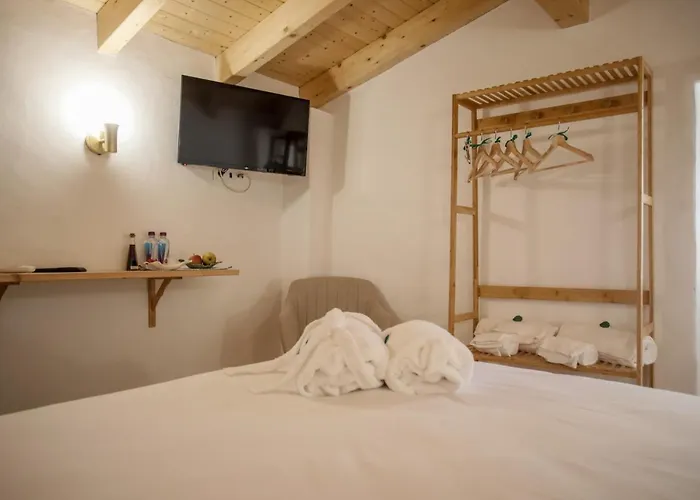 Alojamento de Acomodação e Pequeno-almoço Pátio House 4*