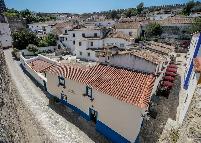 Pátio House Alojamento de Acomodação e Pequeno-almoço Óbidos