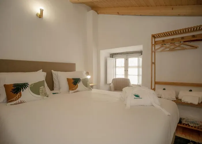 Alojamento de Acomodação e Pequeno-almoço Pátio House 4*